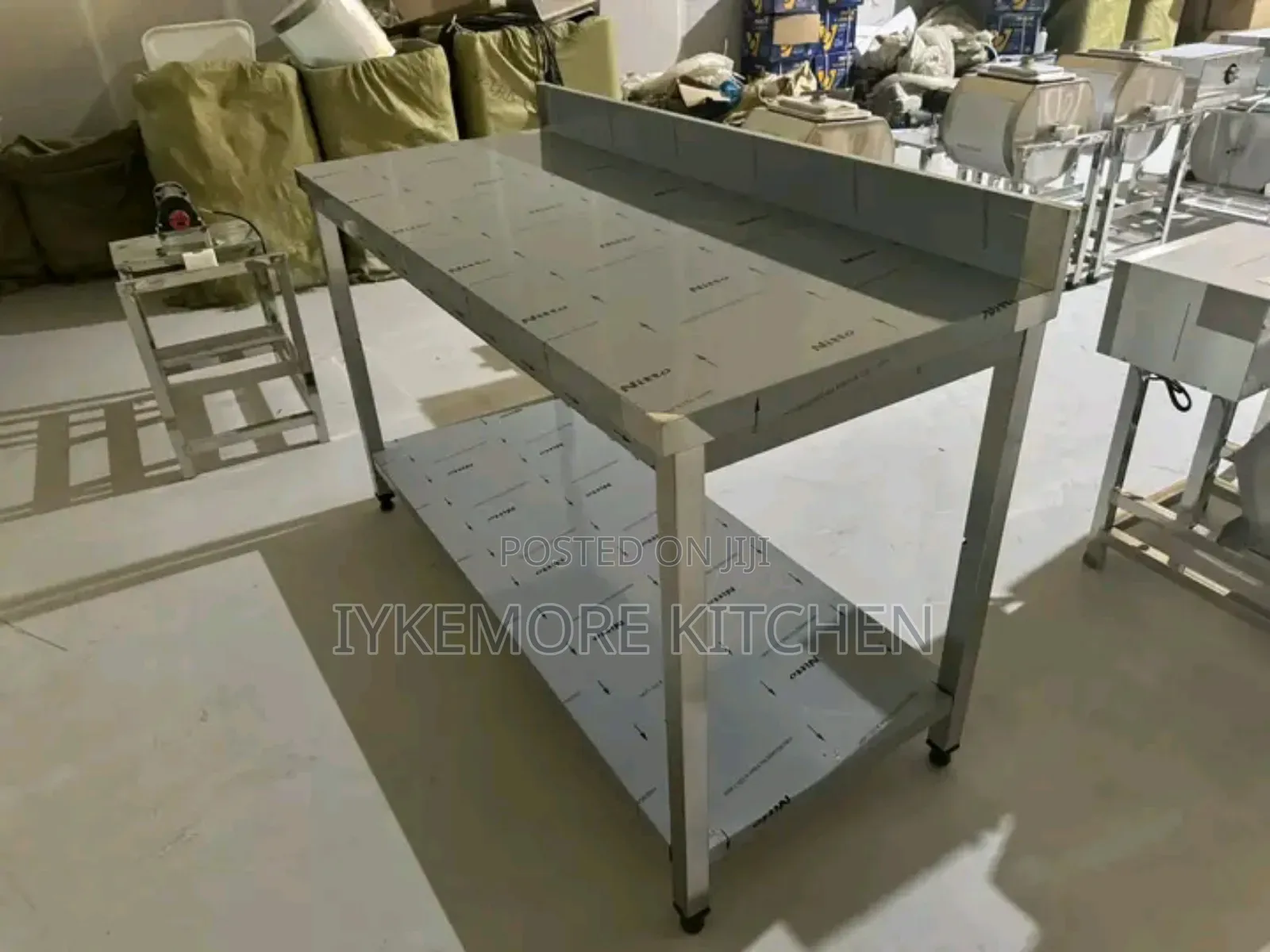 5 Ft Stainless Italian Stainless Steel Table With Back