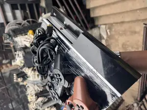Clean Playstation 3 Fat Console