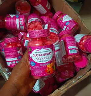 Photo - Laverly Gluta Berry 200000mg Fast Action Gummies