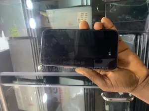 Apple iPhone 11 64 GB Black