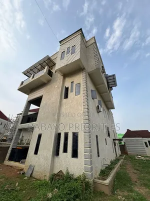 Photo - 2bdrm Apartment in Old Bodija for sale