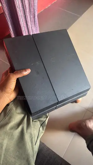Ps4 Fat With 10 Games