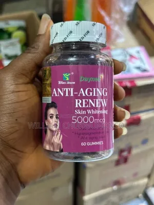 Photo - Daynee Anti-Aging Renew Skin Whitening Gummies