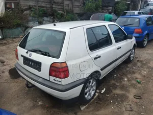 Volkswagen Golf 1.6 Variant 2000 White