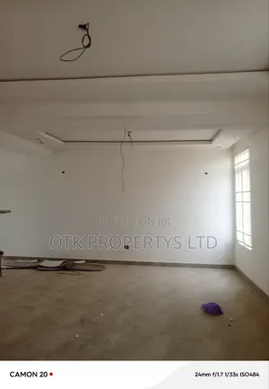 4bdrm Duplex in Cedar Wood City for rent
