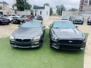 Photo - Ford Mustang 2017 Matt Black