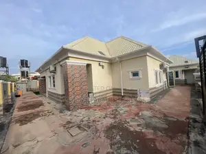 Photo - 5bdrm Bungalow in Dakwo District for sale