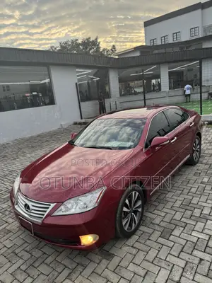 Lexus ES 350 2011 Red