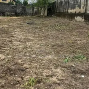 700sqm of Land at Baruwa Estate