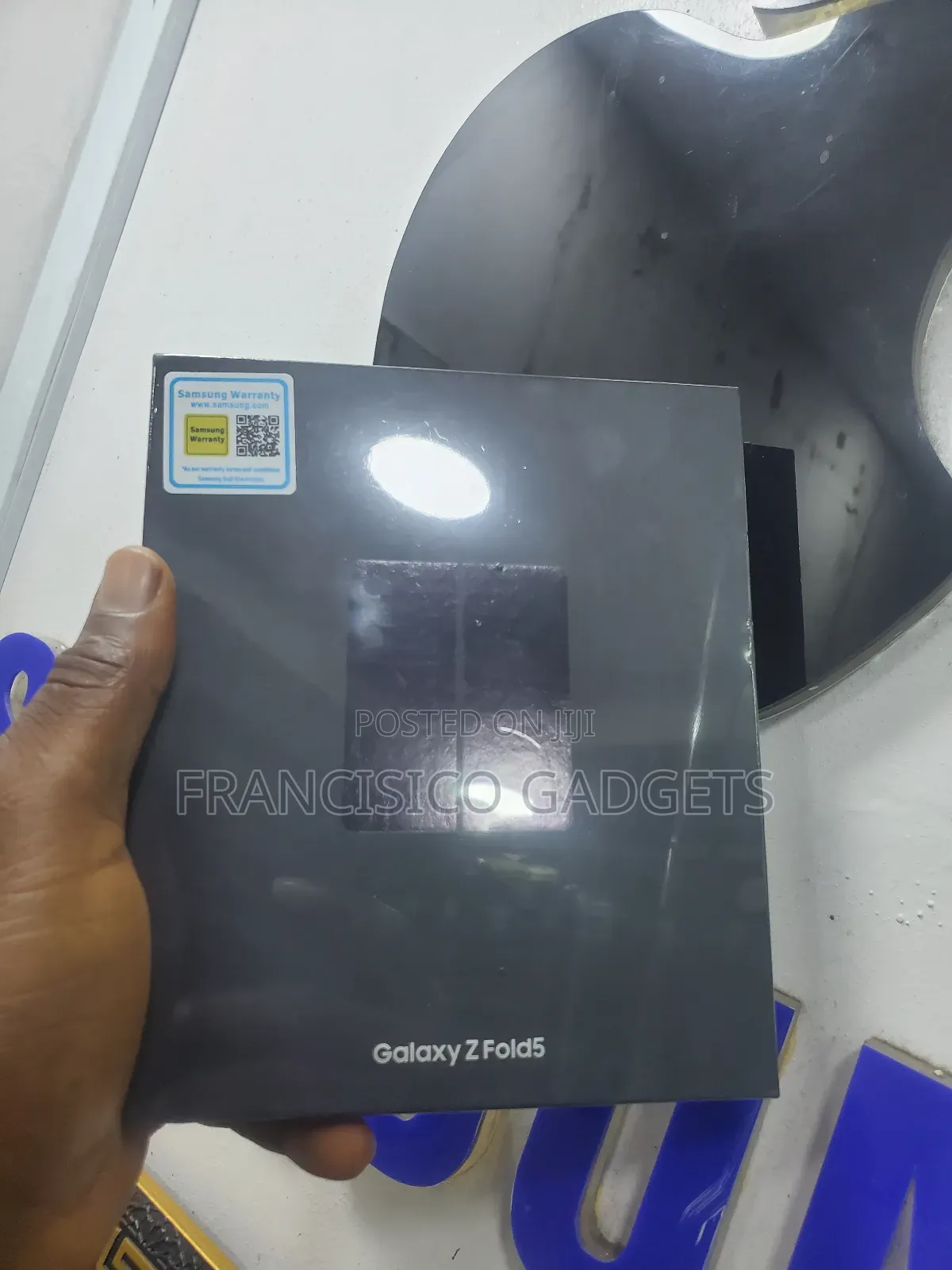 New Samsung Galaxy Fold 5G 512 GB Gray