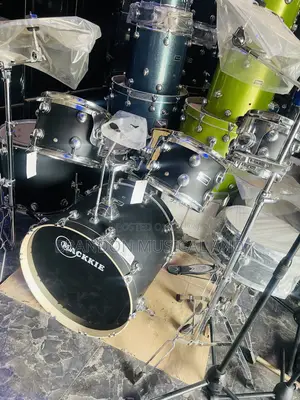 Mackkie 7pcs Drum Set