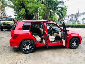 Mercedes-Benz GLK-Class 350 2014 Red