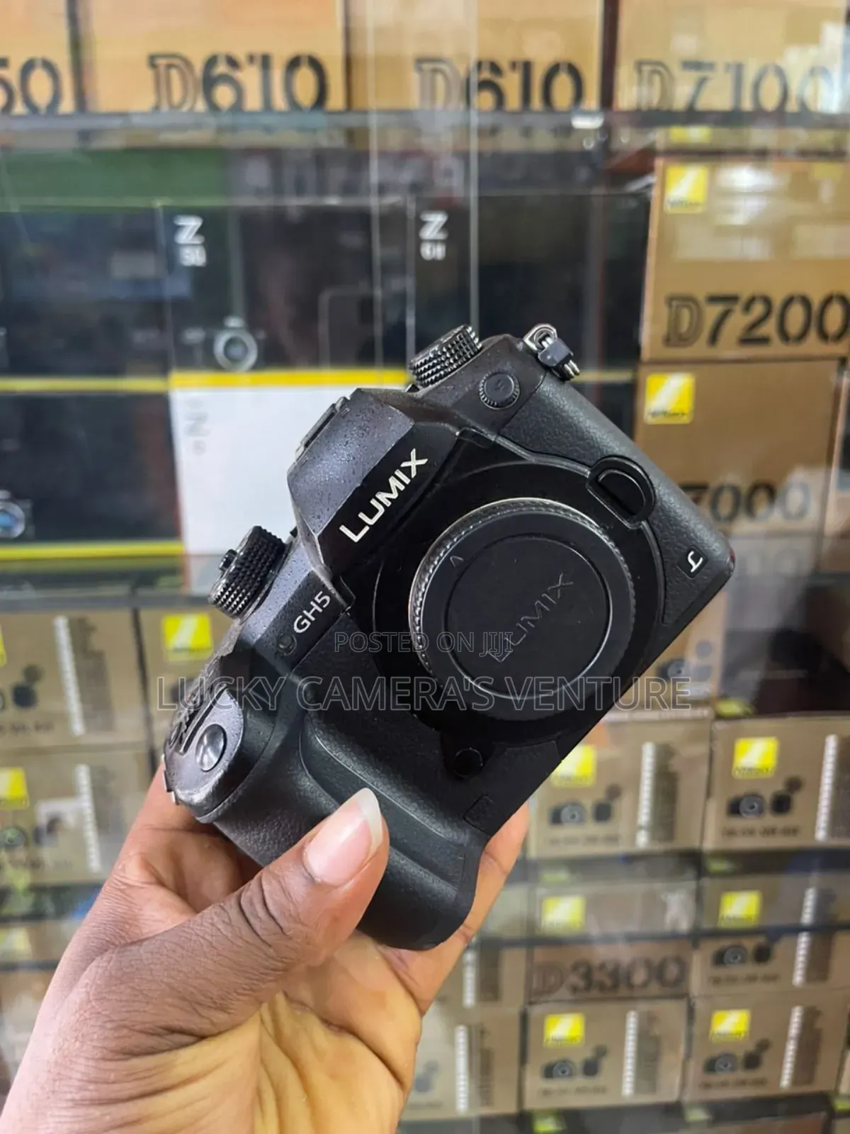 Lumix Gh5 With Lens 14-42mm Lens