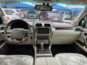 Lexus GX 460 Luxury 2015 White