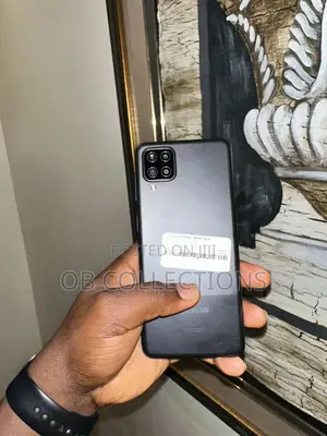 Samsung Galaxy A12 32 GB Black