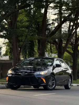 Toyota Camry SE 4dr Sedan (2.5L 4cyl 6A) 2016 Black