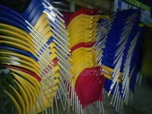 Quality Plastic Chair With Iron Leg