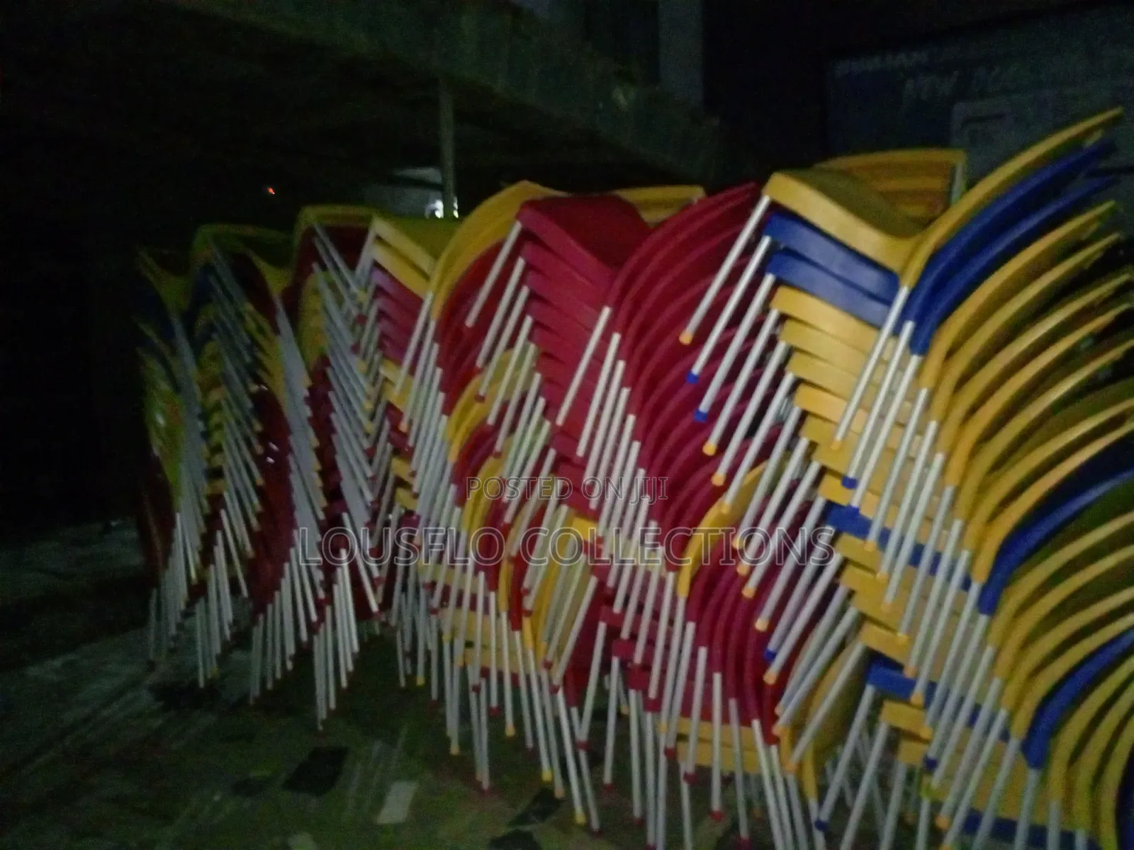 Quality Plastic Chair With Iron Leg