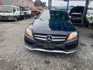 Mercedes-Benz C300 Sport 4dr AWD 4Matic Sedan (2.0L 4cyl 7A) 2015 Blue