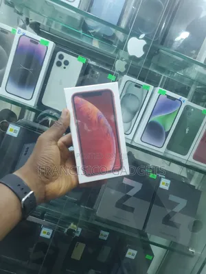New Apple iPhone XR 128 GB Red