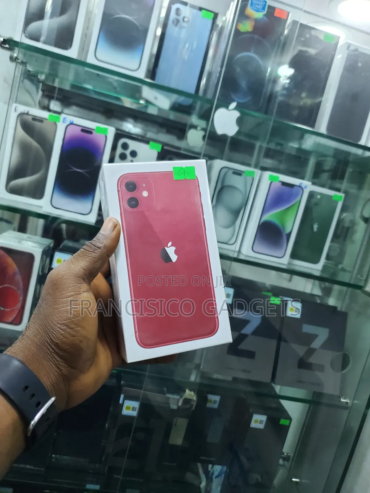 New Apple iPhone 11 64 GB Red