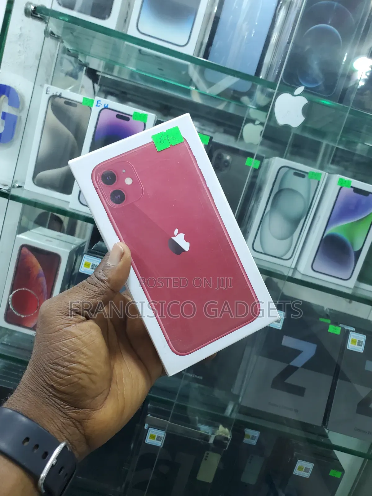 New Apple iPhone 11 64 GB Red