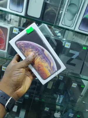 New Apple iPhone XS Max 256 GB Silver