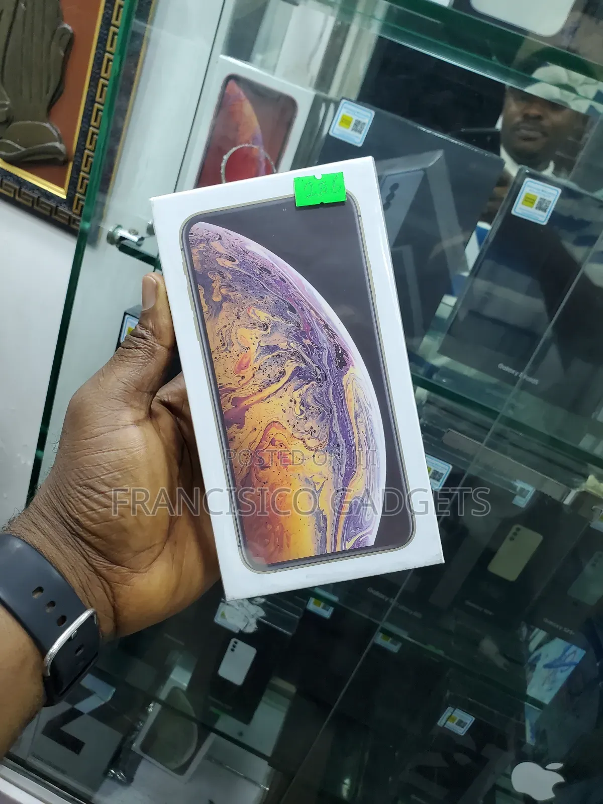 New Apple iPhone XS Max 256 GB Silver