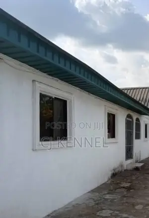 Furnished 6bdrm Bungalow in Prime Property, Ugheli for sale