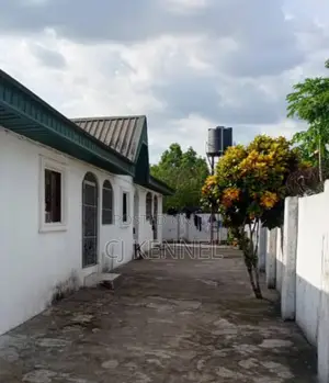 Furnished 6bdrm Bungalow in Prime Property, Ugheli for sale