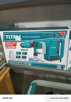 Total Demolition Breaker 1500w