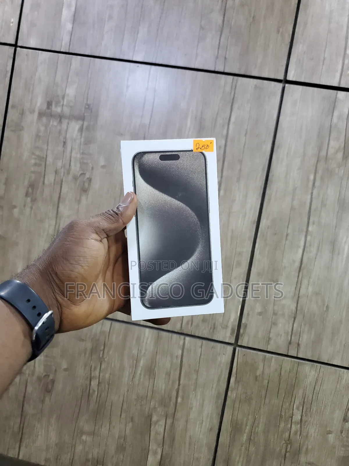 New Apple iPhone 15 Pro Max 256 GB Silver
