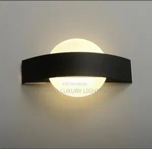 Modern Wall Bracket Light