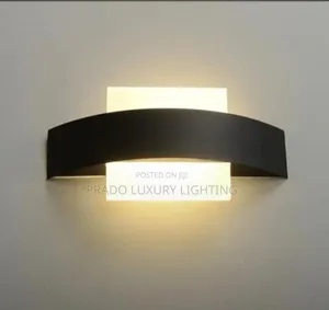 Modern Wall Bracket Light