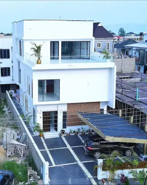 4bdrm Duplex in Orchid, Chevron for sale