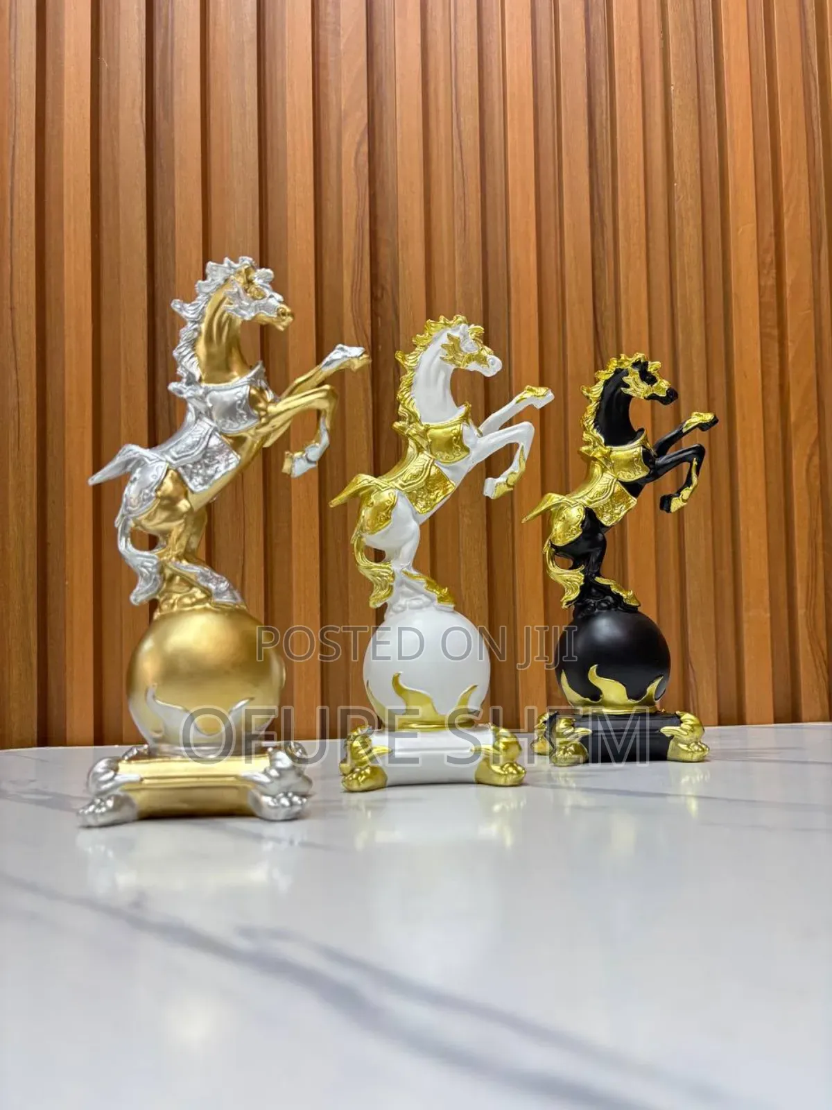 Decorative Figurines