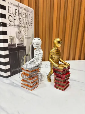 Decorative Figurines