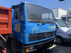 Photo - Foriegn Used Mercedes Benz 814 Truck for Sale