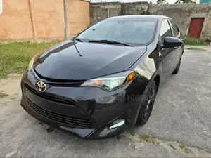 Toyota Corolla LE Eco (1.8L 4cyl 2A) 2019 Black