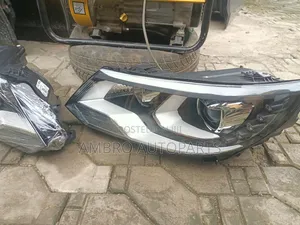 Head Lamp Volkswagen Tiguan 2013