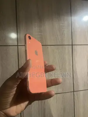 Apple iPhone XR 64 GB Orange