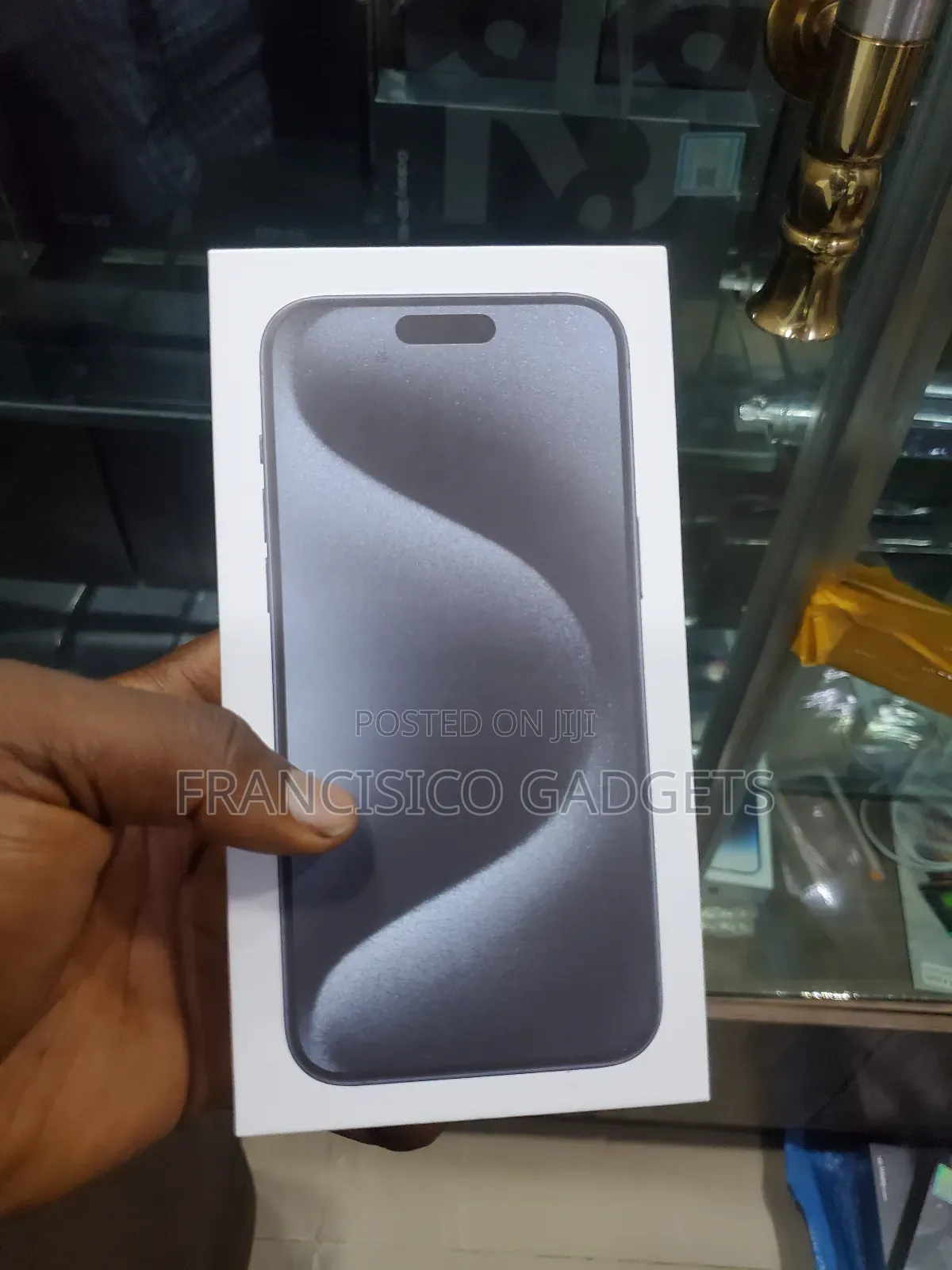 New Apple iPhone 15 Pro Max 512 GB Gold
