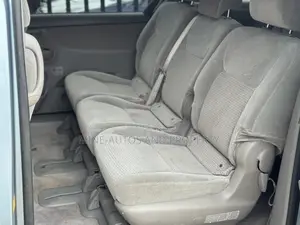Toyota Sienna LE 2009 Blue