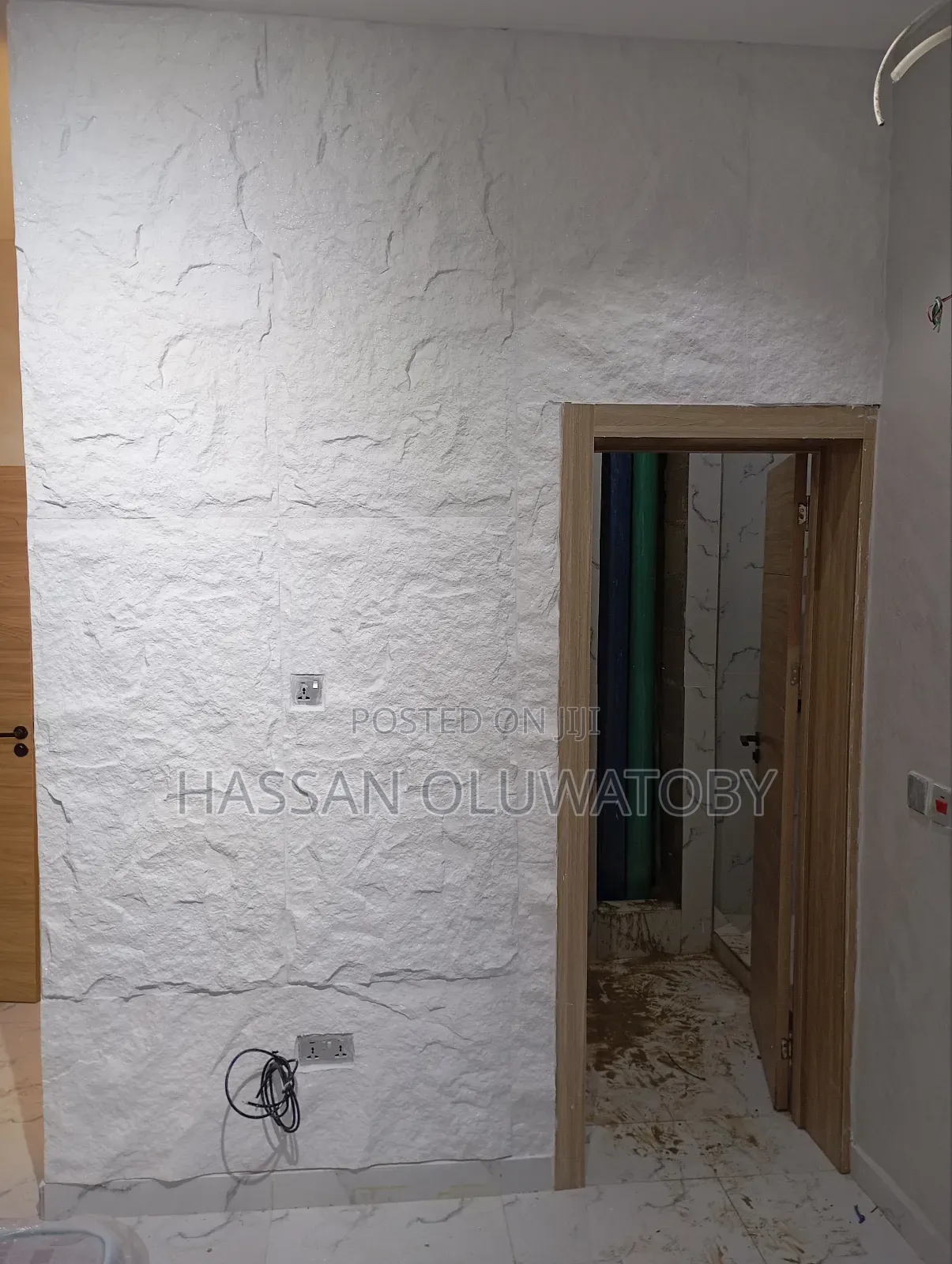 Stucco Design and Rain Drop Design With Rock Effect