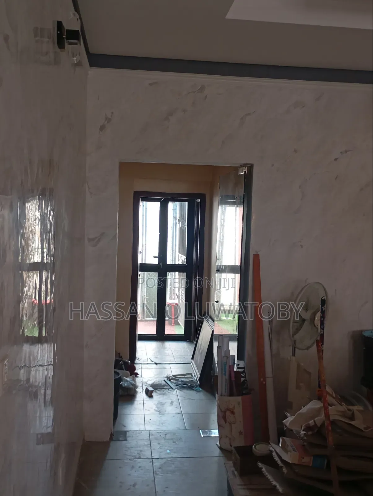 Stucco Design and Rain Drop Design With Rock Effect