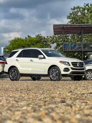 Mercedes-Benz GLE-Class 2017 White