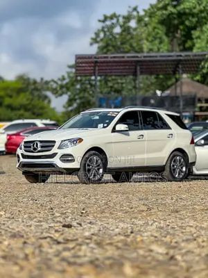Mercedes-Benz GLE-Class 2017 White