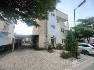 Photo - 5bdrm Duplex in Brains And Hammers, Zone B for rent