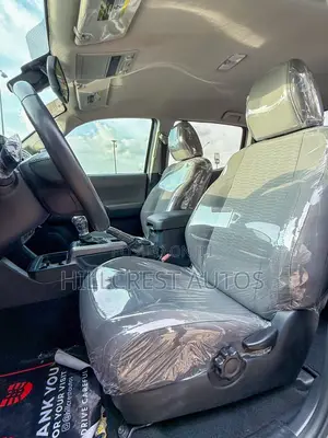 Toyota Tacoma 2018 Silver