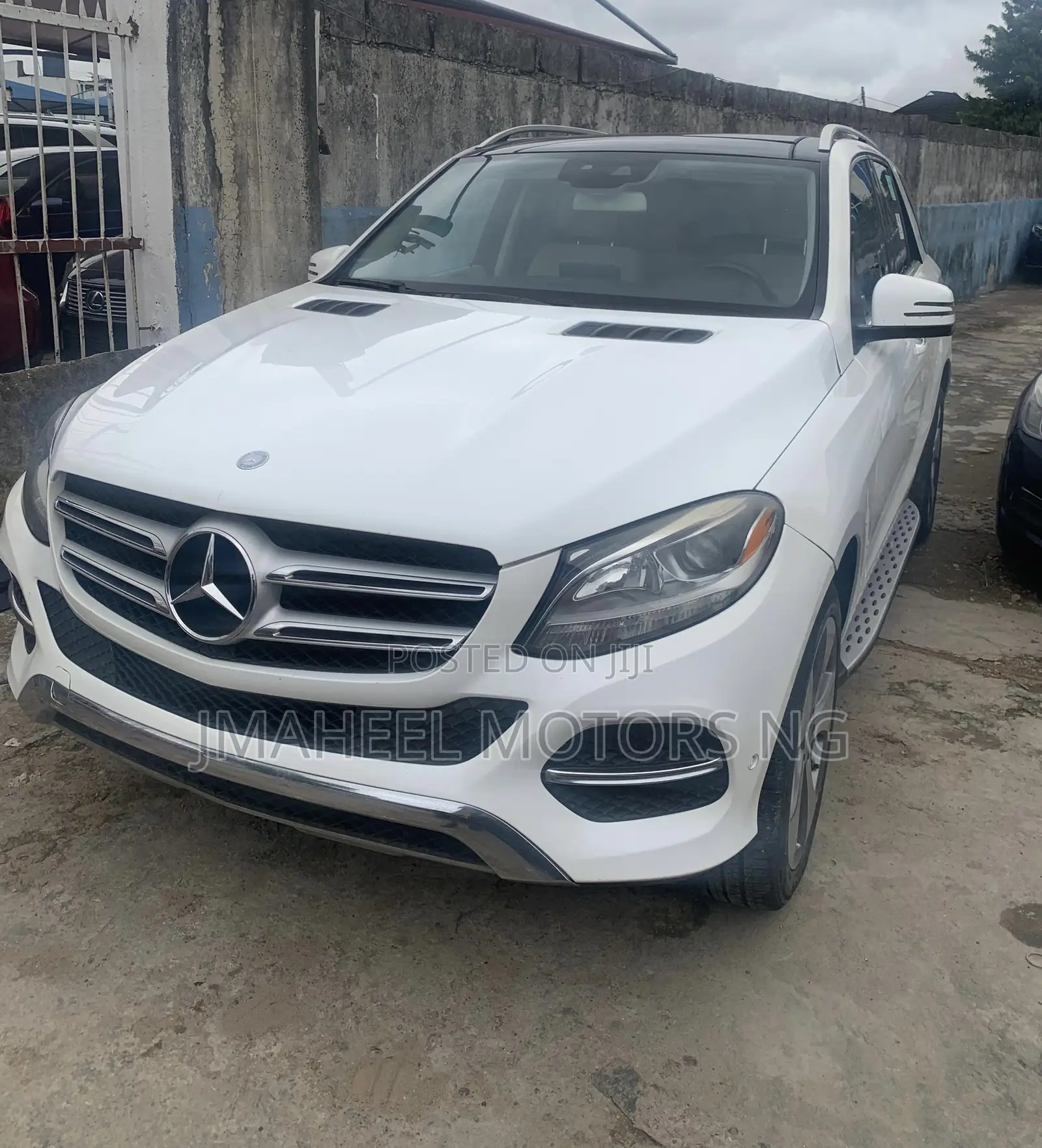 Mercedes-Benz GLE-Class 2016 White
